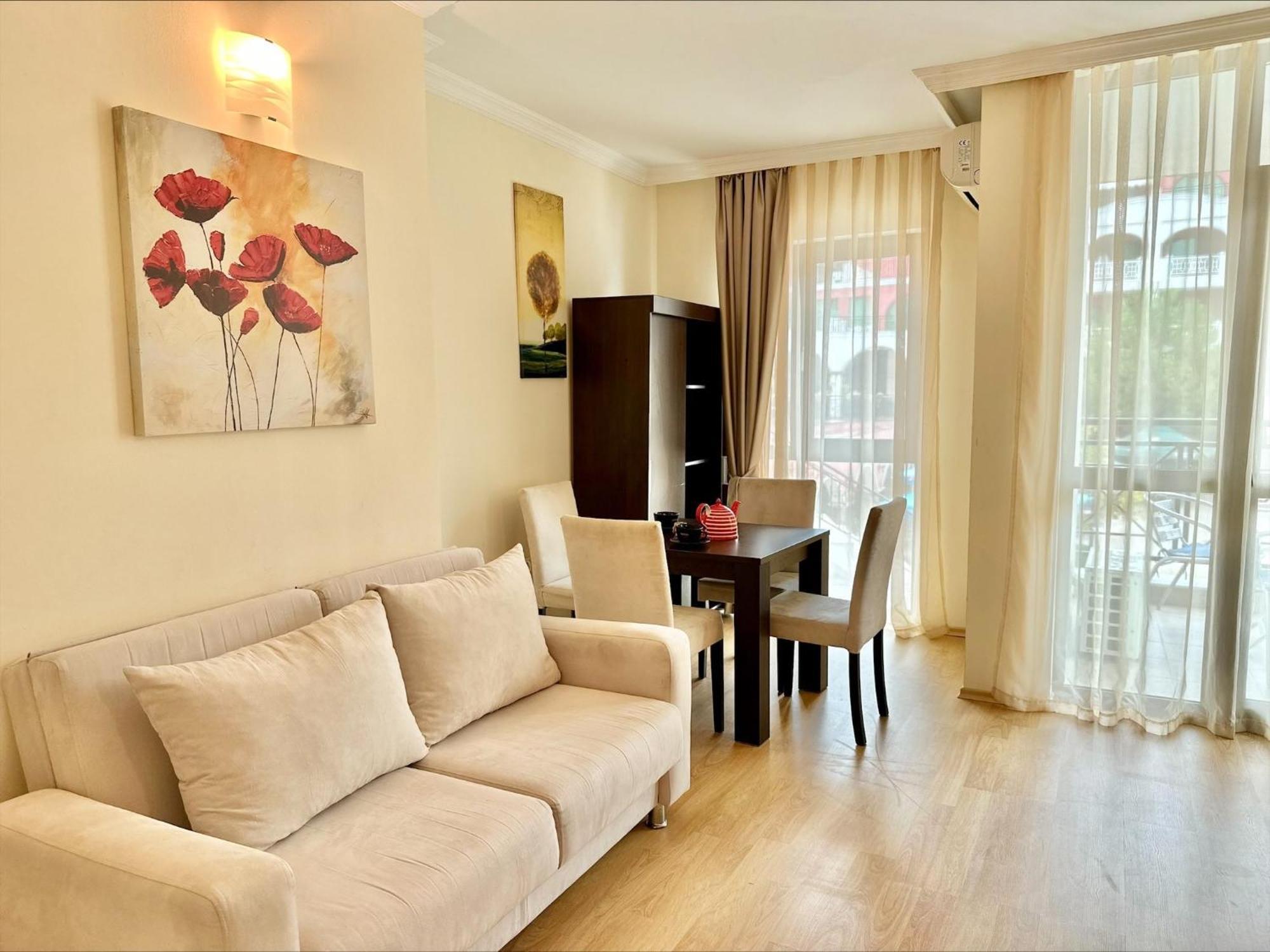 Menada Sveti Vlas Apartments الغرفة الصورة