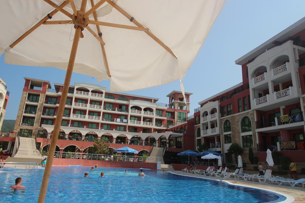 Menada Sveti Vlas Apartments المظهر الخارجي الصورة