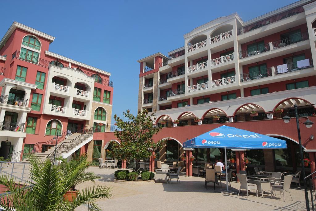 Menada Sveti Vlas Apartments المظهر الخارجي الصورة