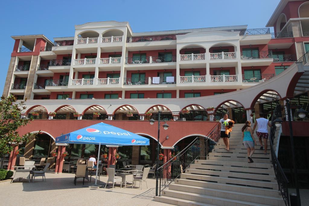Menada Sveti Vlas Apartments المظهر الخارجي الصورة
